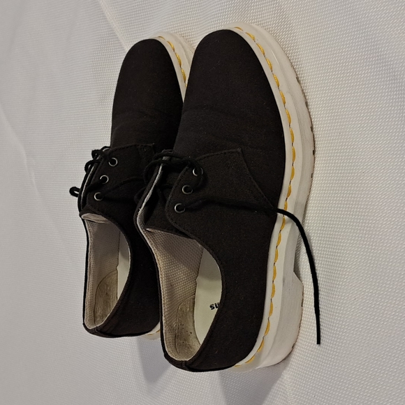 Canvas Docs - Picture 4 of 7